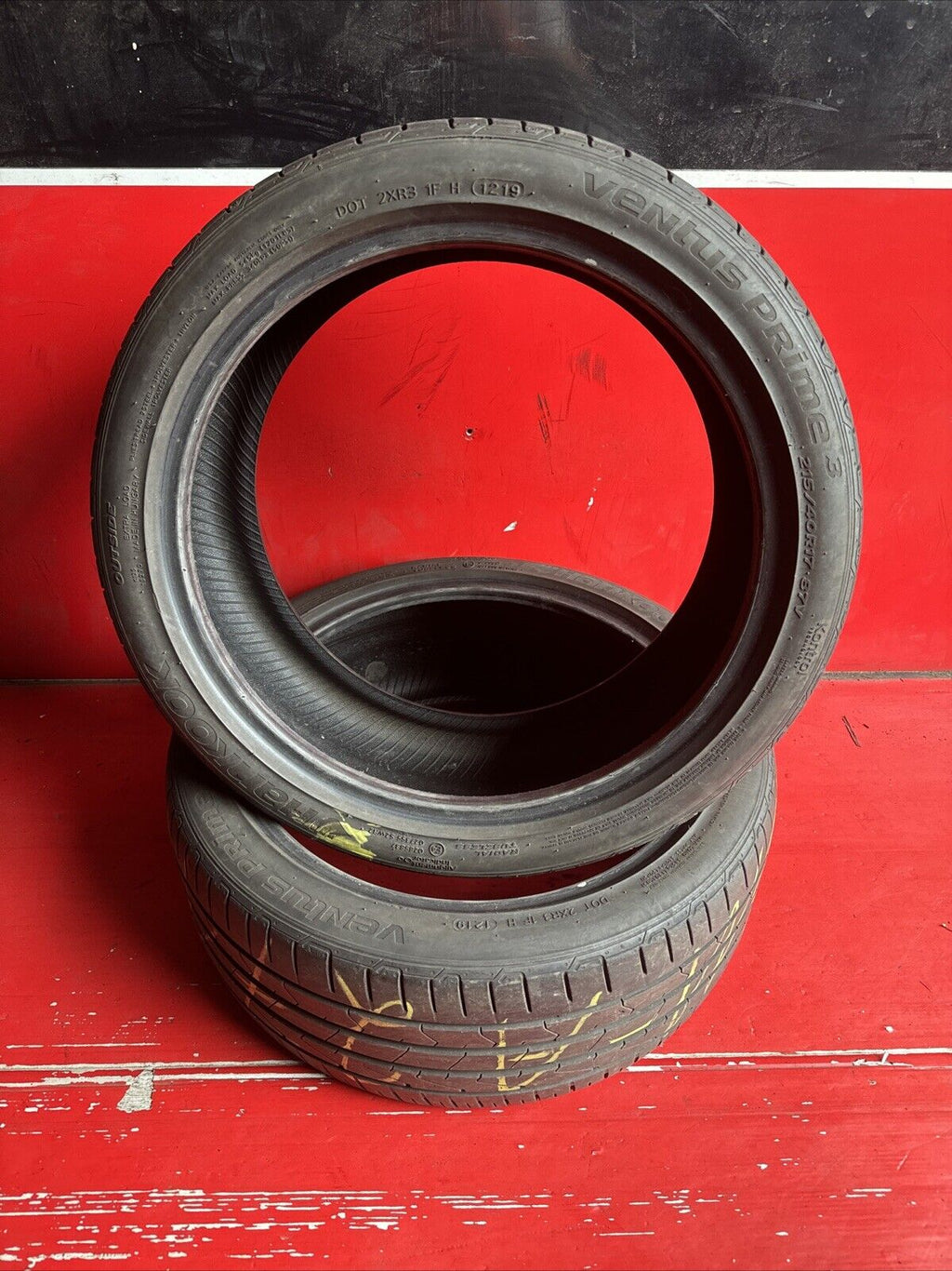 215 40 17 Hankook Ventus Prime 3 87v 5.5mm Tread